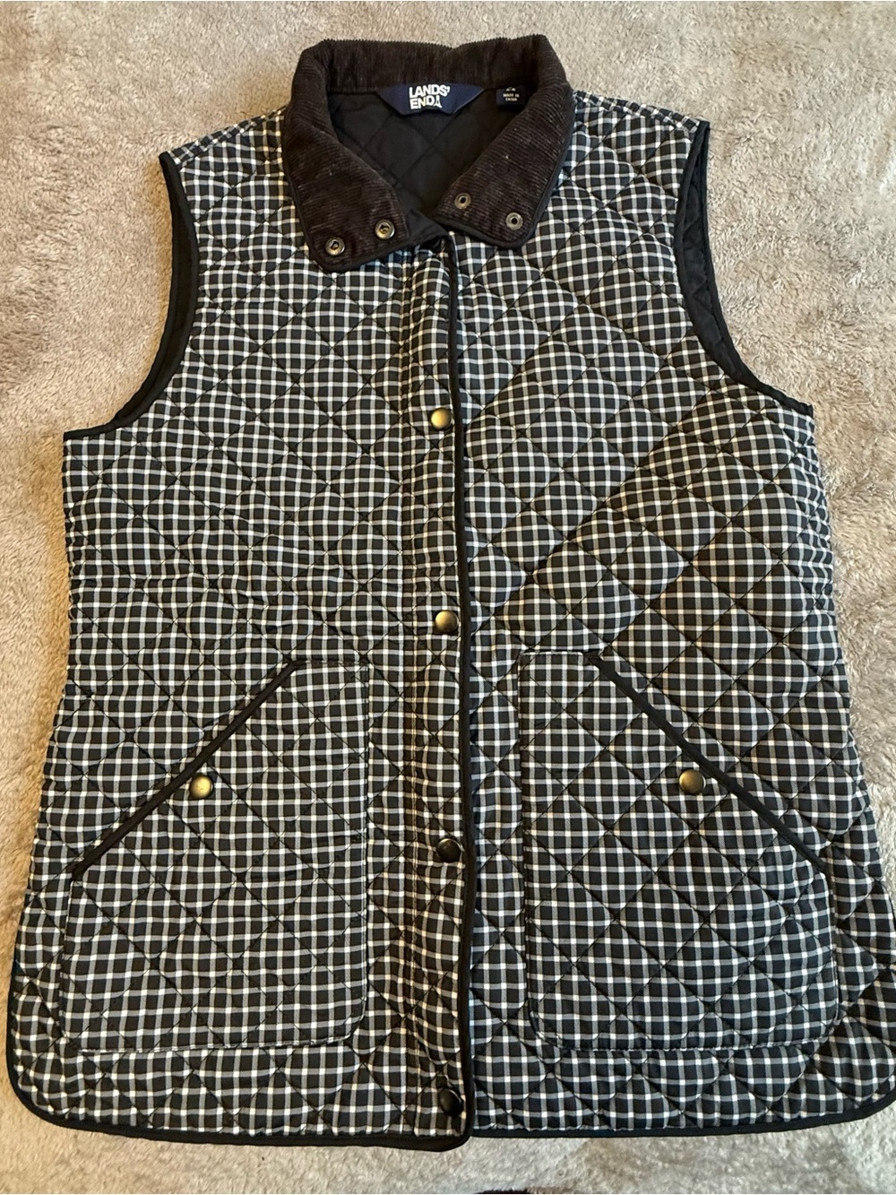 Lands End Black Quilted Snap Front Vest Adjustable Corduroy Trim S